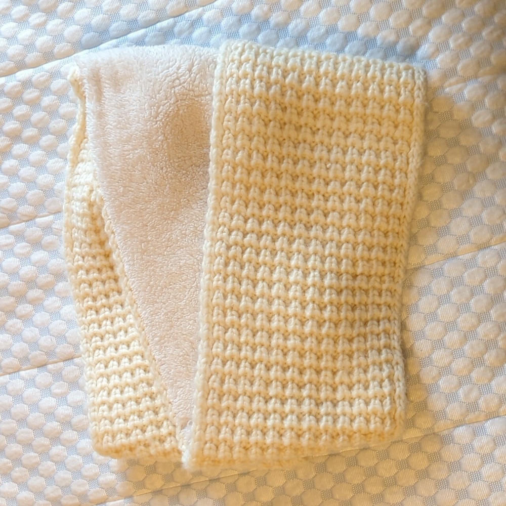 Plush Fleece Knitted Cream Infinity Scarf - Picture 2 of 3